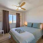 아파트 Beachfront, Pool, Terrace & Wifi 타리파