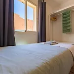 아파트 Beachfront, Pool, Terrace & Wifi *