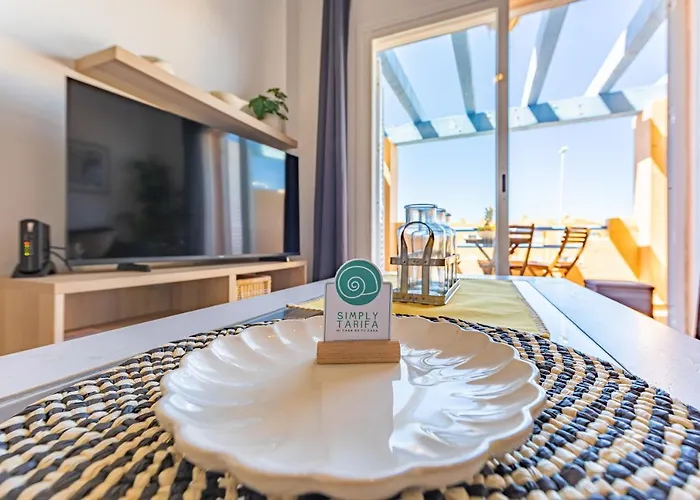 شقة Beachfront, Pool, Terrace & Wifi *